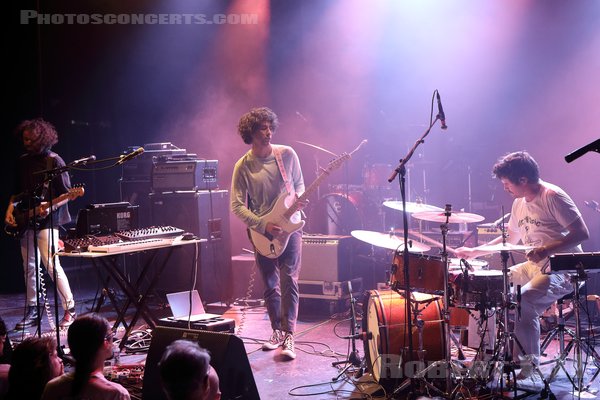 LOW HUM - 2022-05-09 - PARIS - La Cigale - 